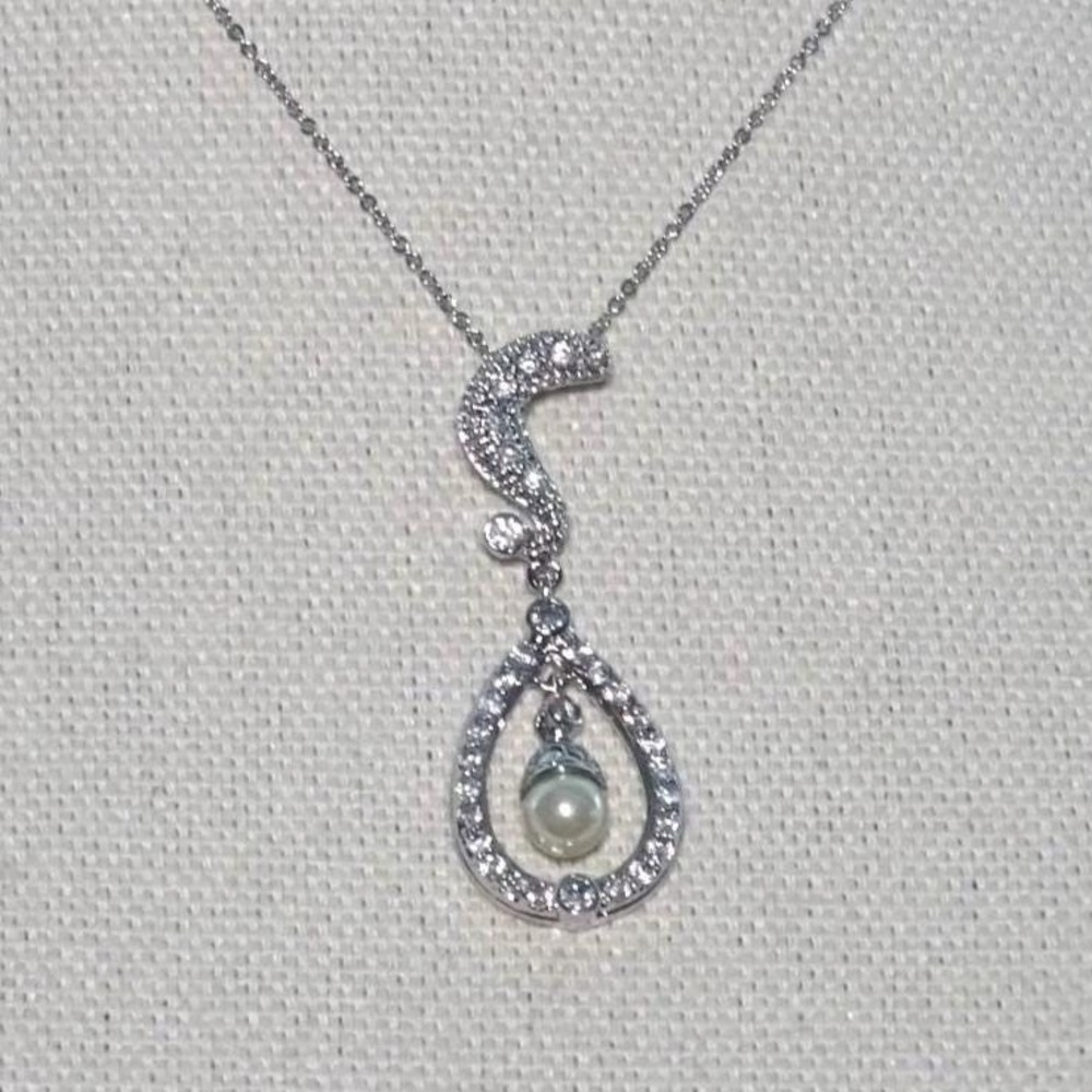 Necklace Silver Faux Pearl CZ Teardrop Lobster Clasp New with Tags